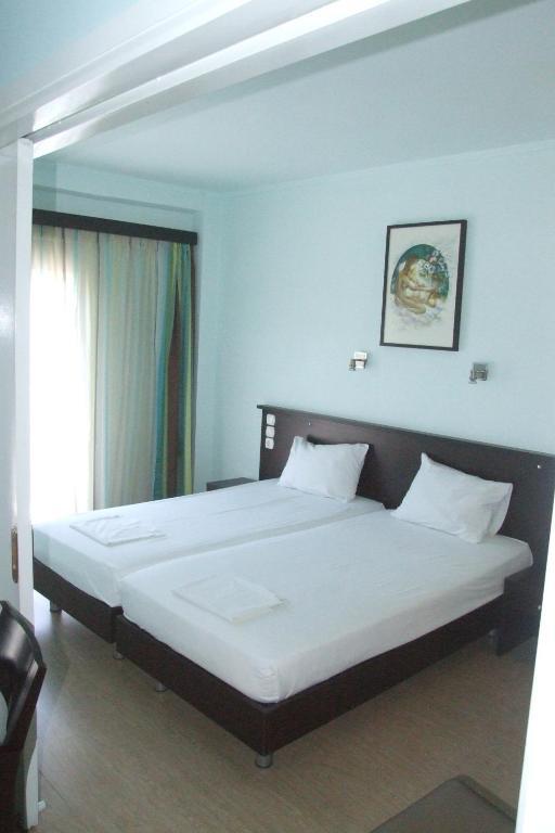 Hotel Georgios Rio Bilik gambar