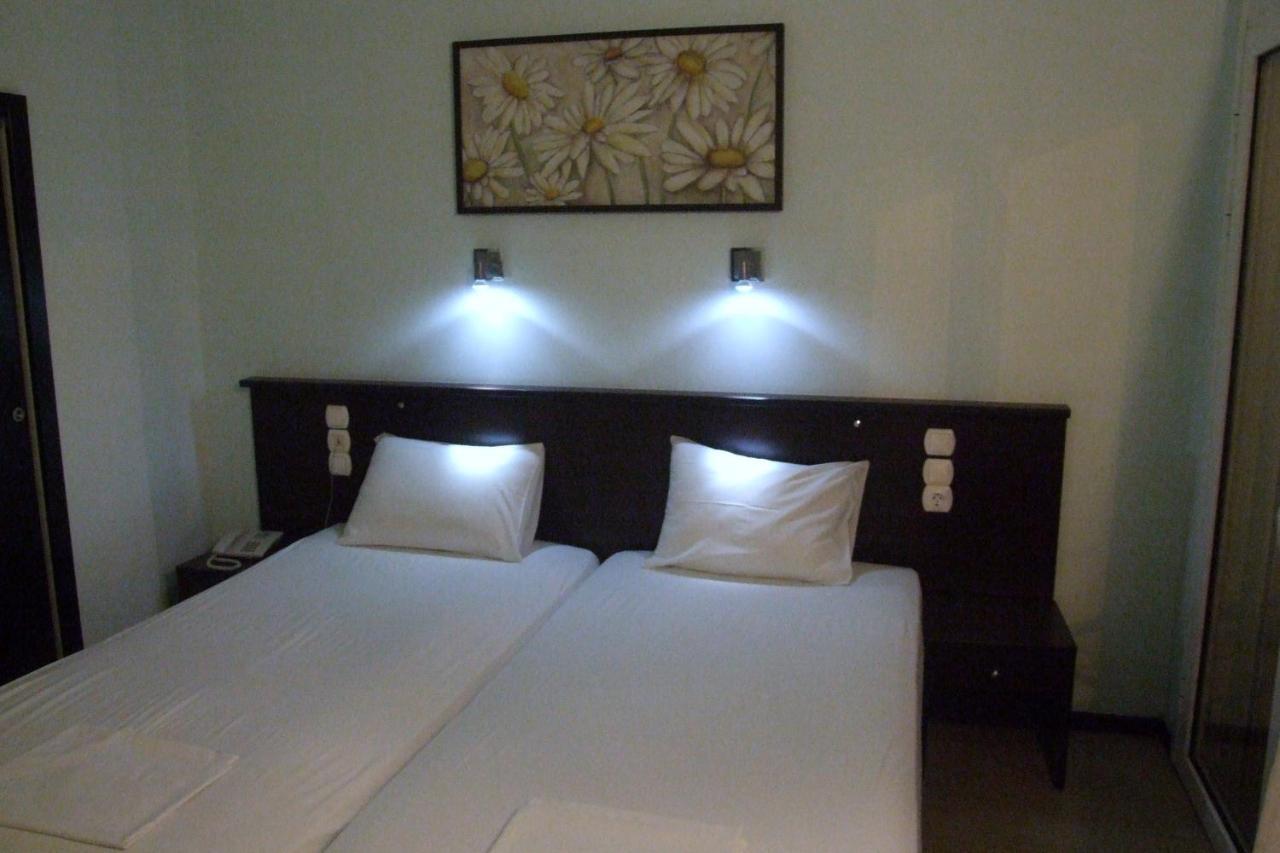 Hotel Georgios Rio Bilik gambar
